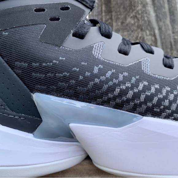 Adidas Mens Basketball Sneaker Shoe D.O.N Issue Four Carbon - Picture 9 of 14